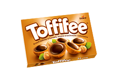 Toffifee Orzech laskowy w karmelu kremie orzechowym i czekoladzie 125 g (15 sztuk)